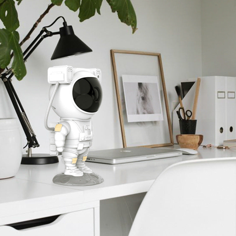 Astronaut Galaxy Projector Night Lamp – USB Powered Starry Sky Light