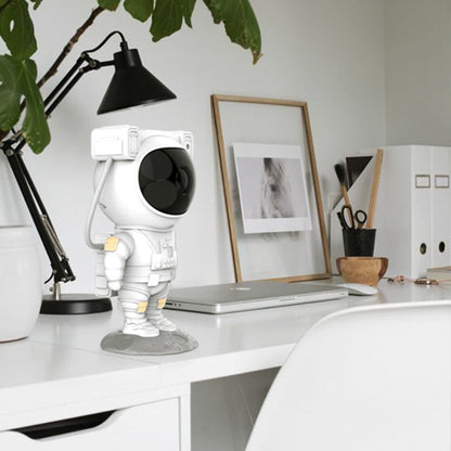 Astronaut Galaxy Projector Night Lamp – USB Powered Starry Sky Light