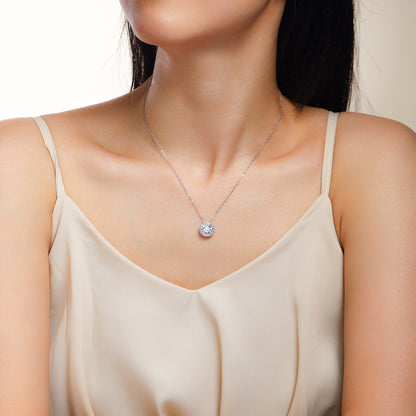 Legend Of The Starry Night - A Fashionable And Luxurious Diamond Jewelry Pendant Set With 2-carat Moissanite S925 Sterling Silver And Platinum Plating