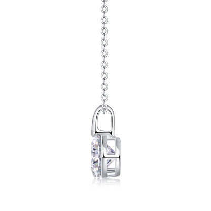 Star - A Fashionable And Luxurious Diamond Jewelry Pendant Set With 2-carat Moissan Diamond S925 Sterling Silver And Platinum Plating