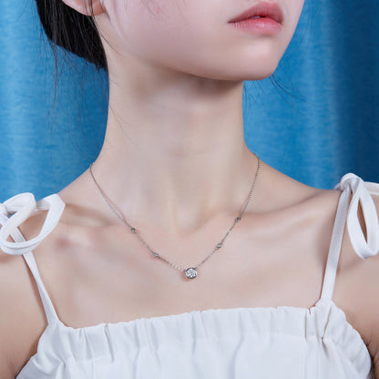 Natural Reverie - A Fashionable And Luxurious Diamond Jewelry Pendant Set With 1-carat Moissan Diamond S925 Sterling Silver And Platinum Plating