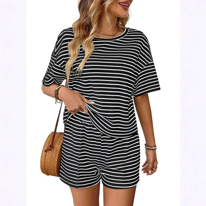 Women's Knitted Striped Fashion Casual Shorts Sports Suit