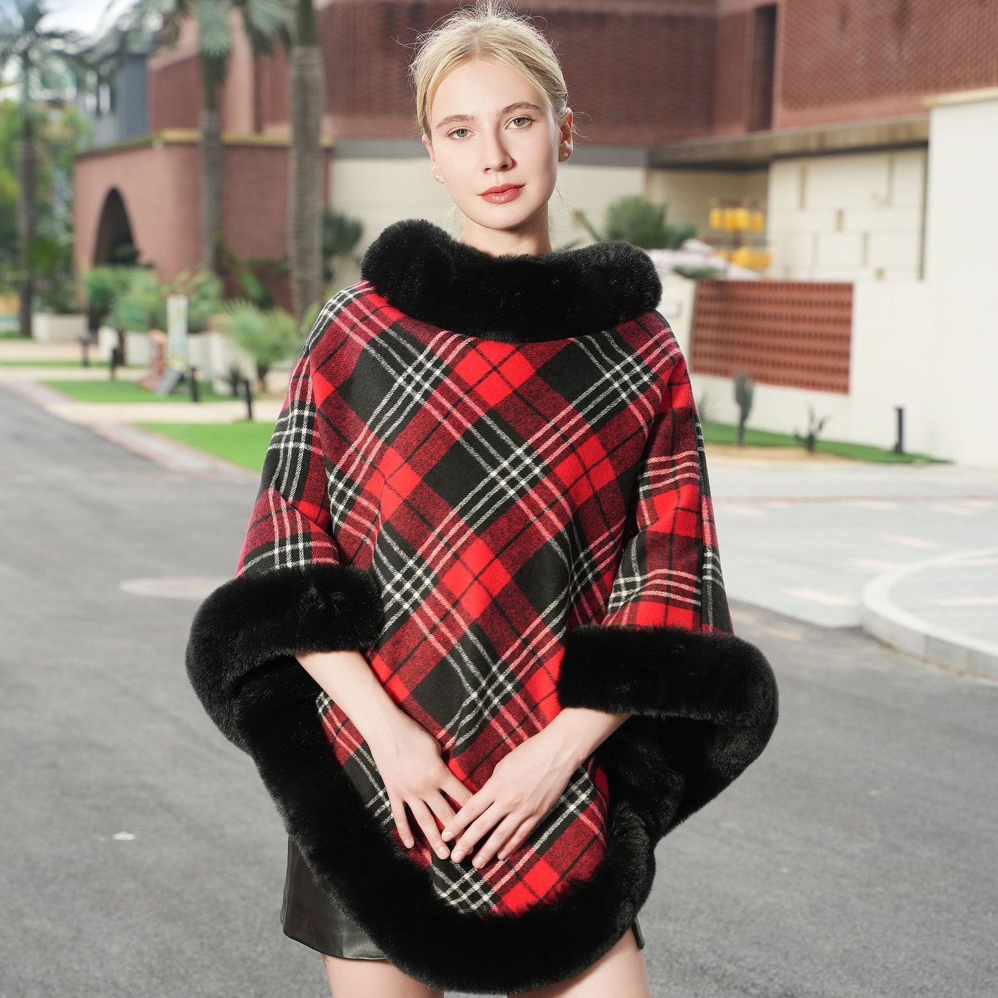 Elegant Autumn And Winter Warm Cloak Fleece-lined Thickened Fur Shawl